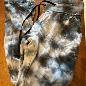 lululemon tie dye jogger size 4